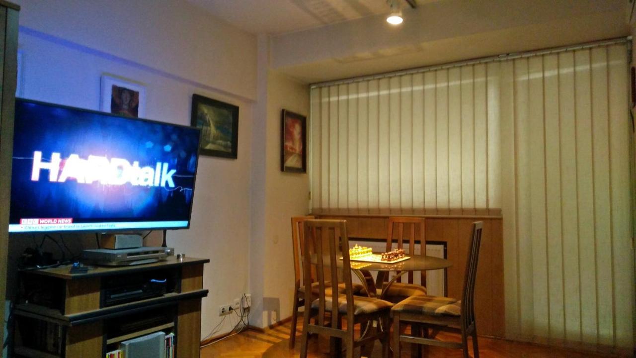 Rompromo Plus Accommodation Boekarest Buitenkant foto
