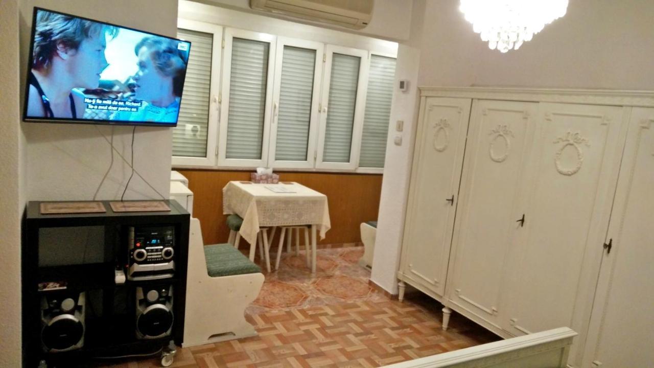 Rompromo Plus Accommodation Boekarest Buitenkant foto