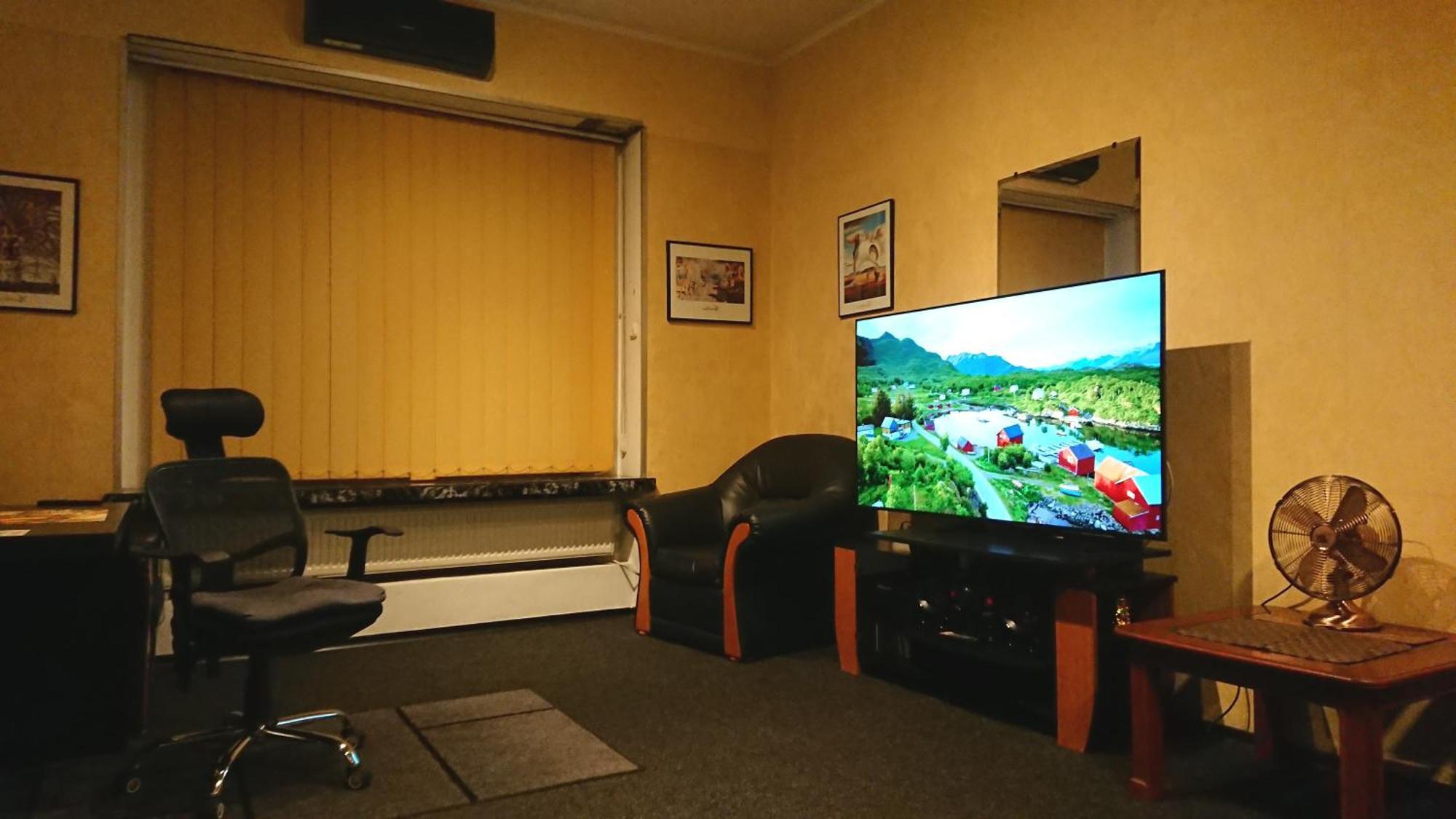 Rompromo Plus Accommodation Boekarest Buitenkant foto