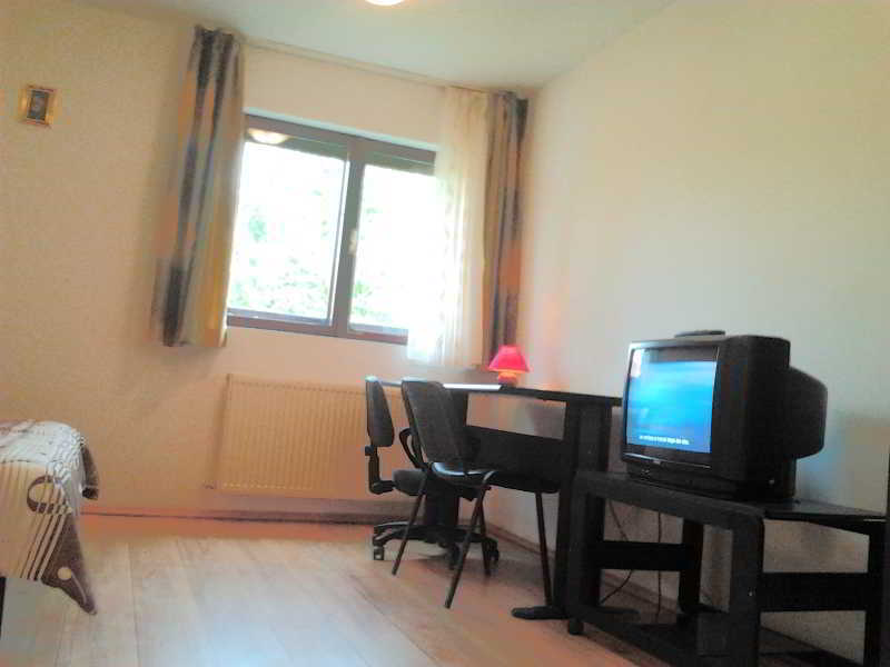 Rompromo Plus Accommodation Boekarest Buitenkant foto